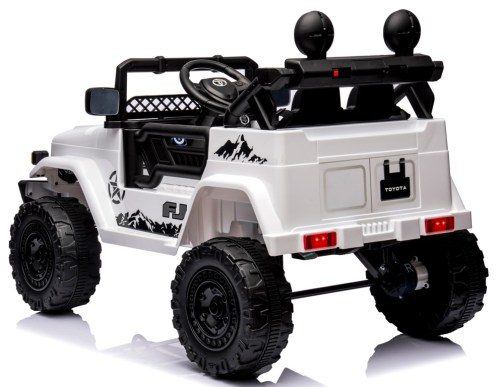 toyota_fj_white3